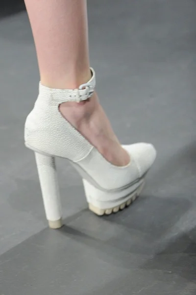 Look 9
